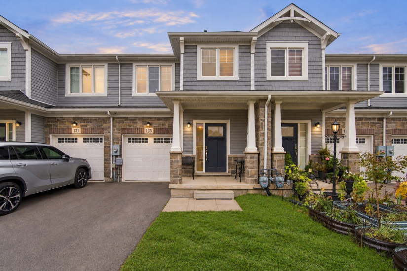 Property listing for 125 Sunflower Pl., Welland, ON
